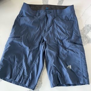 Eddie Bauer First Ascent Guide Pro shorts,Mens 32”